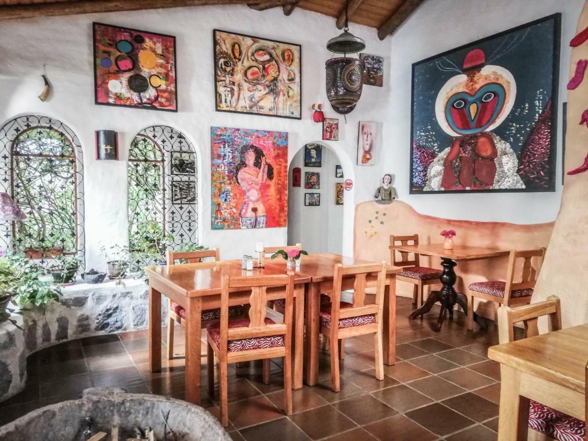Hosteria Museart Pantavi Tumbabiro エクステリア 写真