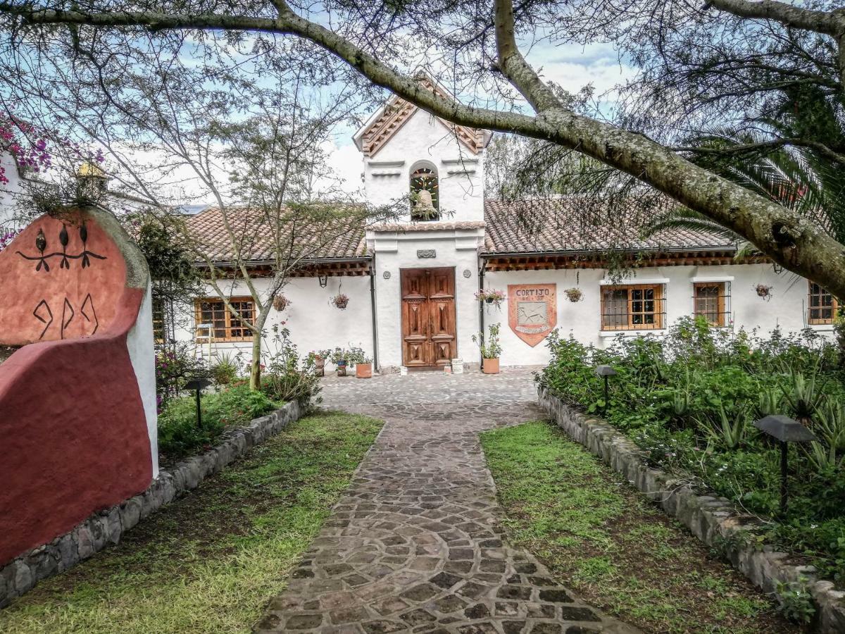 Hosteria Museart Pantavi Tumbabiro エクステリア 写真